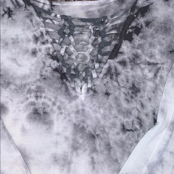 American Eagle Soft & Sexy long sleeve shirt - Picture 2 of 3